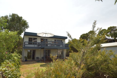 Dolphin Dreaming - 16 Dolphin Avenue - Accommodation Bookings 0