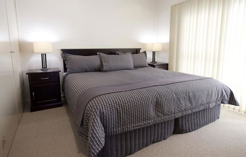 Dolphin Shores - Accommodation Bookings 2