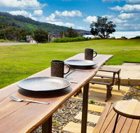 Dolphin Studio Apartment 1a Ocean Street - Accommodation Bookings