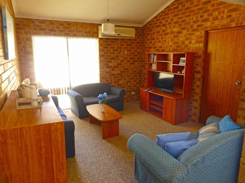 Dolphins Delight @ Culburra Beach - Accommodation Bookings 0