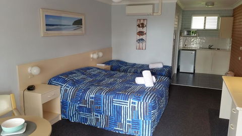 Dolphins Of Mollymook Motel And Fifth Green Apartments - Accommodation Bookings 2