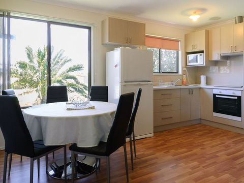 Dom's Place - Accommodation Bookings 1