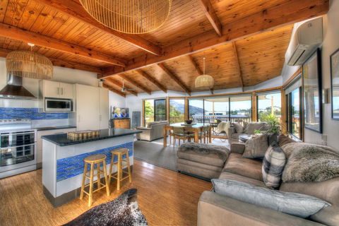 Dove On Freycinet - Accommodation Bookings 1