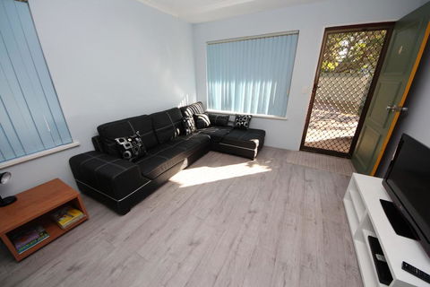 Dunbar Court Unit 4 At South West Rocks - Accommodation Bookings 0