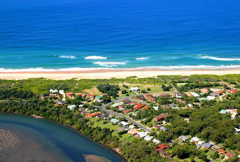 DUNGOOD- 3 Tallarook Cl Dunbogan - Accommodation Bookings 0