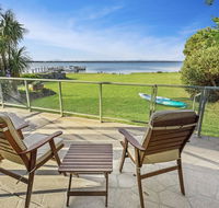 Eagle Point Getaway - Waterfront Serenity - Accommodation Bookings