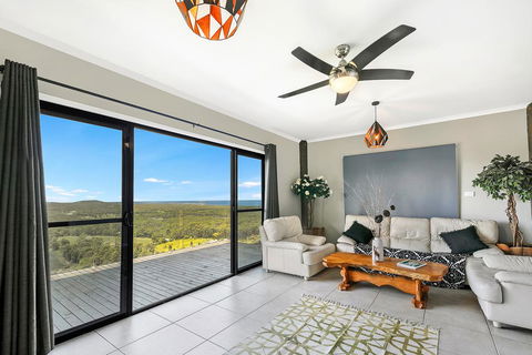 Eagles Loft - Accommodation Bookings 2