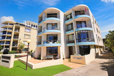Eastbourne U4, 80 Esplanade, Golden Beach - Accommodation Bookings 0
