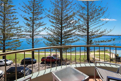 Eastbourne U6, 80 Esplanade. Golden Beach - Accommodation Bookings 3