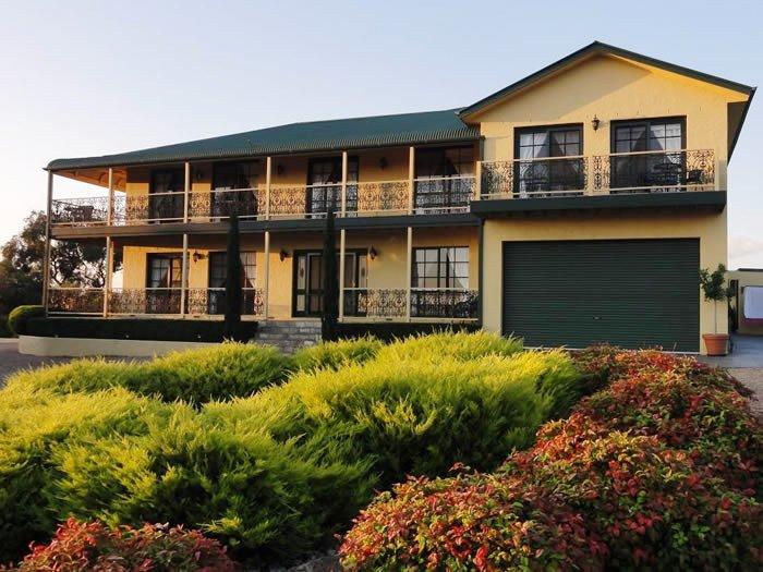 Pheasant Creek VIC Accommodation Bookings