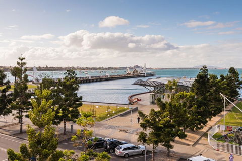 Edgewater 108 - Accommodation Bookings 3