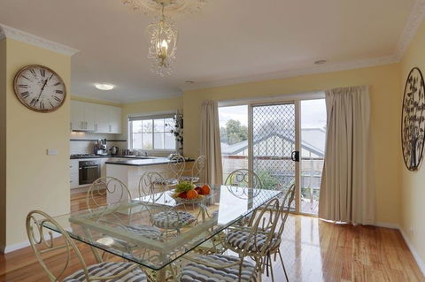 Edwards Rose - Accommodation Bookings 2