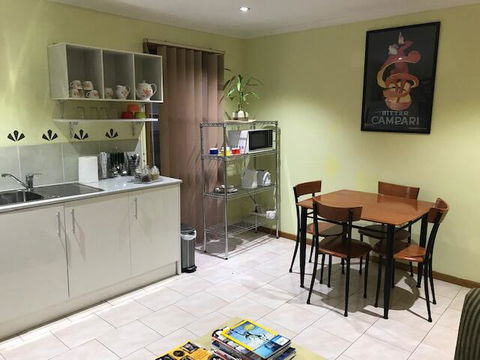 Effie Court - Accommodation Bookings 1