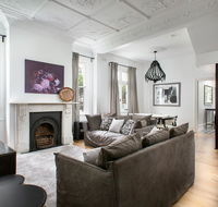 Elegant 3-Bed Heritage House near Parks and Cafes - Accommodation Bookings