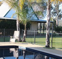 Elinike Guest Cottages - Accommodation Bookings