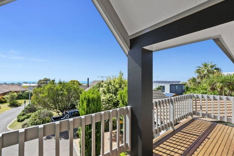 Elizabeth Grove 3 - Accommodation Bookings 2