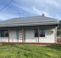 Ellalong Lagoon Home with a view - Accommodation Bookings