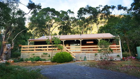Ellimata Holiday Cottage - Accommodation Bookings 0