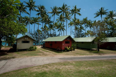 Ellis Beach Oceanfront Bungalows - Accommodation Bookings 2