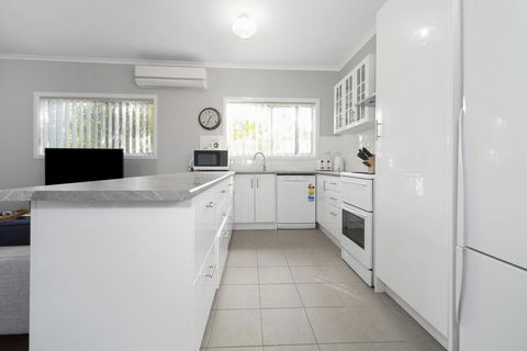 Eloora House, Blue Bay - Accommodation Bookings 2