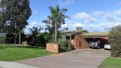 Elwood House - Accommodation Bookings 2