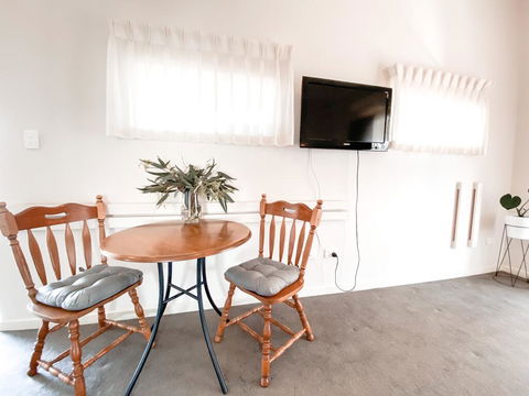 EM Apartment - Accommodation Bookings 2