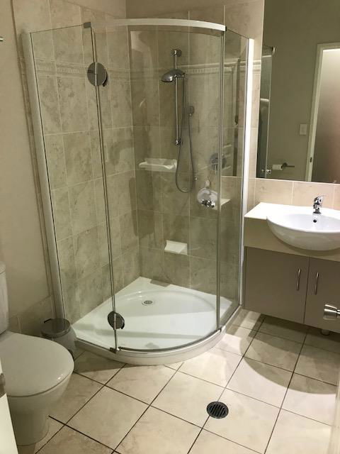 Emerald Executive Apartments - Accommodation Bookings 3