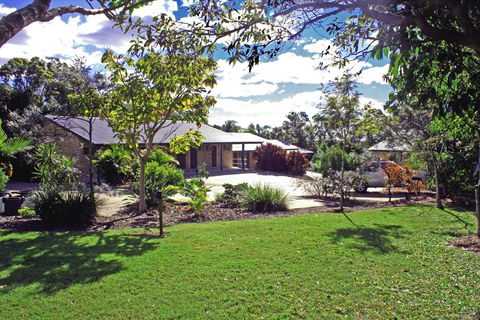 Emeraldene Inn & Eco-Lodge - Accommodation Bookings 0