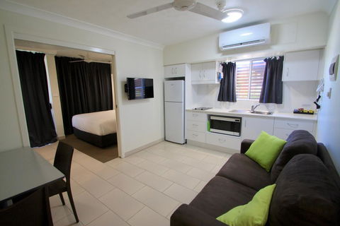 Endeavour Inn Emu Park - Accommodation Bookings 0