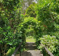 English Gardens - Garden Cottage