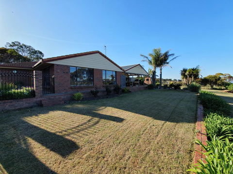 EP Getaway - Accommodation Bookings 0