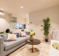 Eporo Tower 1 Bedroom Modern Apartment Central CBD