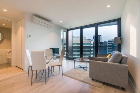 EQ Tower Luxury 1 Bedroom Central Melbourne - Accommodation Bookings 0