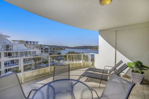 Ettalong Beach Luxury Apartments - Accommodation Bookings 3