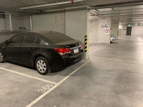 Everhome Melbourne Village 2109 - Accommodation Bookings 1