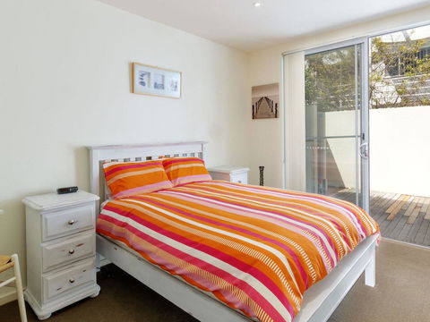Executive Garden Apartment - Accommodation Bookings 3