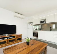 Executive Luxury Apartment - Accommodation Bookings