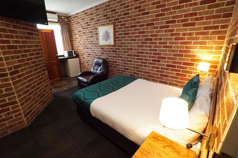 Exies Bagtown - Accommodation Bookings 3