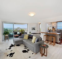 Experience Bondi Beach As Your Backdrop