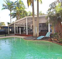 FABULOUS HOLIDAY HIDEAWAY - COOLUM BEACH - Accommodation Bookings