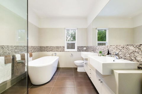 FAIRSEA RETREAT - RYE - Accommodation Bookings 2