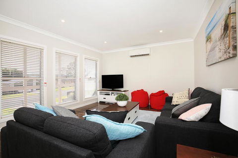 Fairways - 10 Mins To Hyams Beach - Accommodation Bookings 0