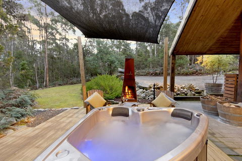Falls River Luxury Accommodation - Accommodation Bookings 2