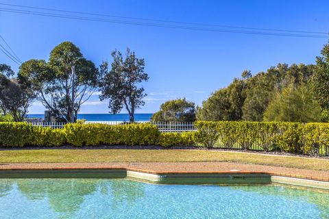 Fathoms 8 - Mollymook - Accommodation Bookings 2