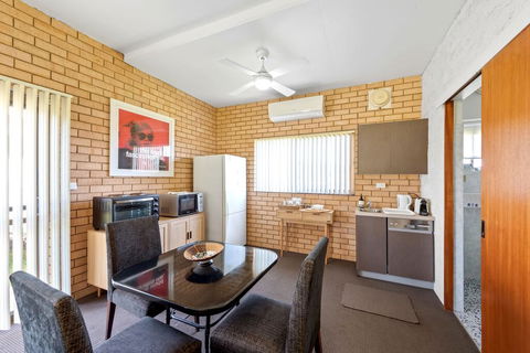 Fi's Beach House - Accommodation Bookings 3