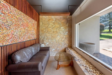 Fi's Relaxing Beach House - Accommodation Bookings 3