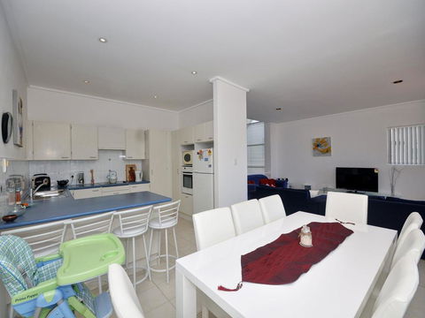 Filtered River Views - Accommodation Bookings 1