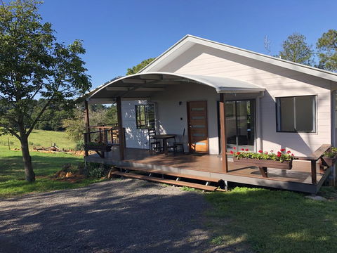 Flame Tree Chalet - Accommodation Bookings 0