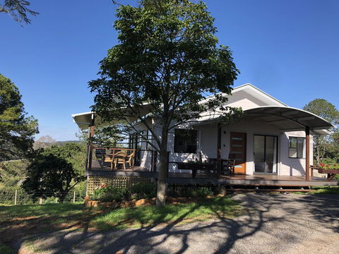 Flame Tree Chalet - Accommodation Bookings 2
