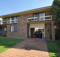 Flat 1/15 Dalmeny Drive